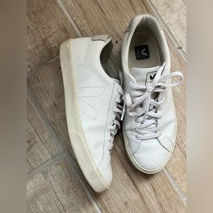 Veja Leather Sneakers Size 41